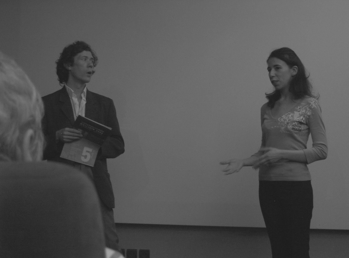<em>Filmer la ville 2007, Joël Danet et Kaïra Hamza, doctorante au laboratoire image, ville, environnement.</em> Filmer la ville, 17 mai 2007